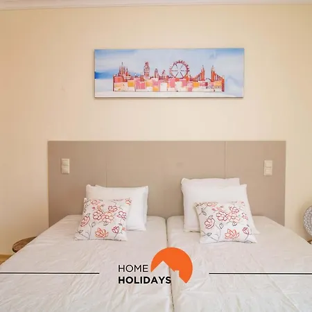 #102 V5 Clube By Holidays Holiday home *