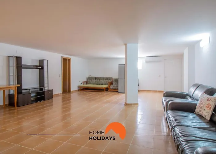 #102 V5 Clube By Holidays