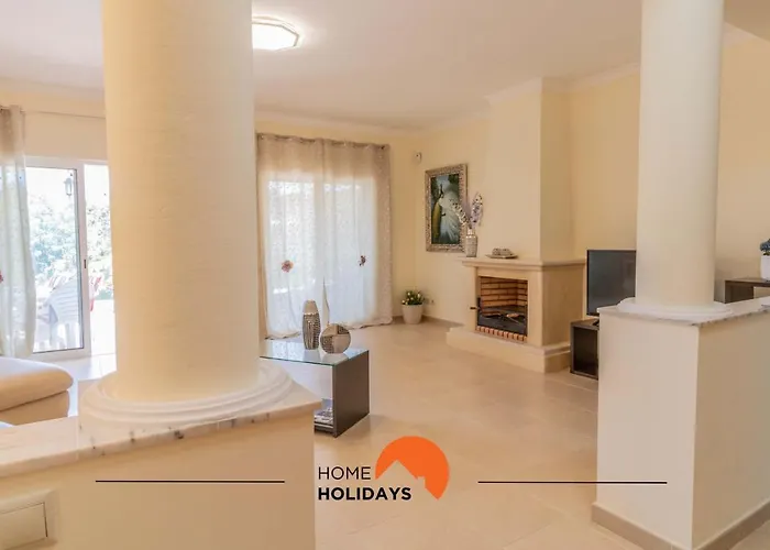#102 V5 Clube By Holidays