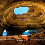 #102 V5 Clube By Holidays בית נופש *