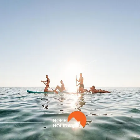 #102 V5 Clube By Holidays Vakantiehuis