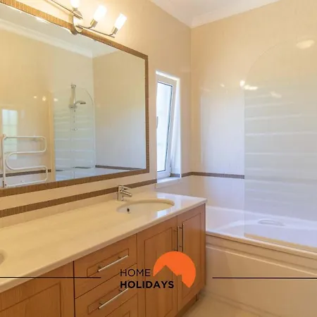 Vakantiehuis #102 V5 Clube By Holidays